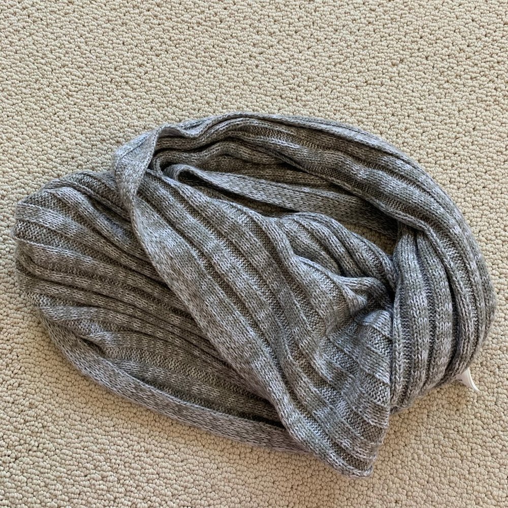Infinity scarf